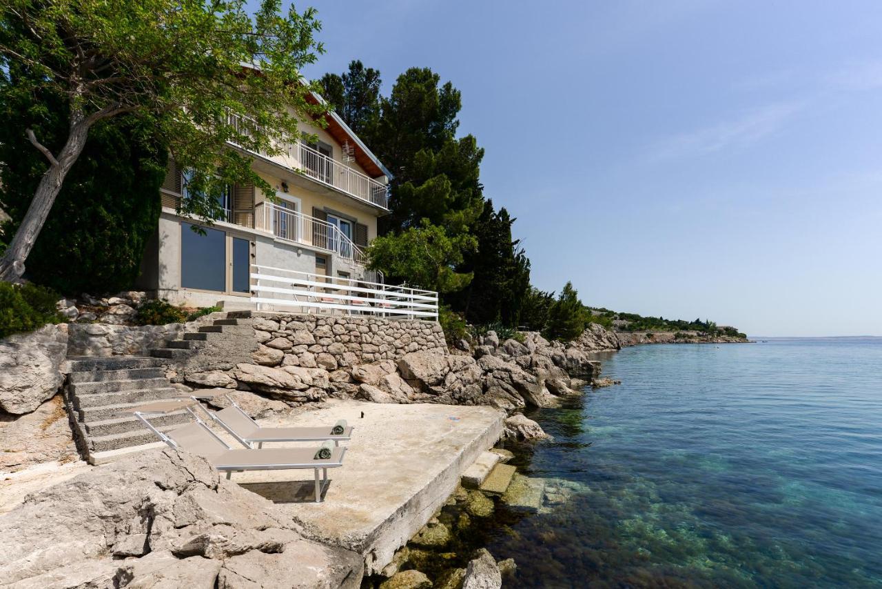 Allseason House On The Sea Karlobag Exterior foto